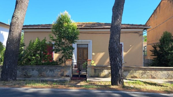 casa indipendente in vendita a Rosignano Marittimo in zona Rosignano Solvay
