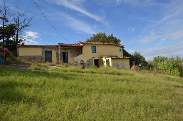 casa indipendente in vendita a Rosignano Marittimo