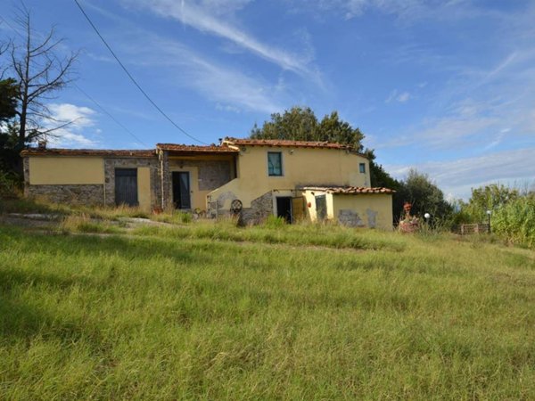 casa indipendente in vendita a Rosignano Marittimo