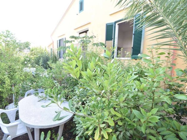 casa indipendente in vendita a Rosignano Marittimo in zona Rosignano Solvay