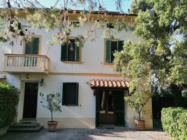 casa indipendente a Rosignano Marittimo in zona Castelnuovo della Misericordia
