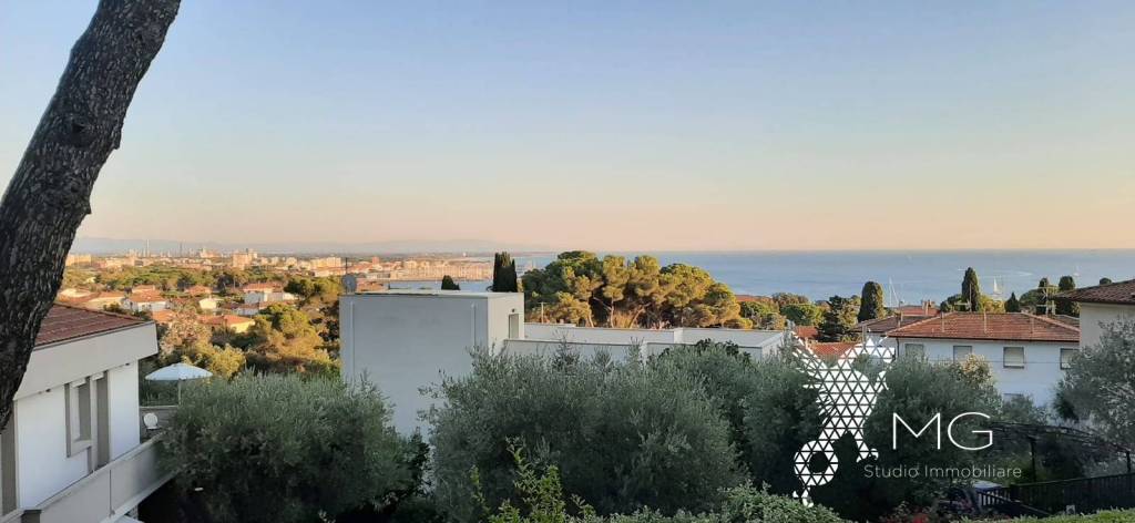 appartamento in vendita a Rosignano Marittimo in zona Castiglioncello