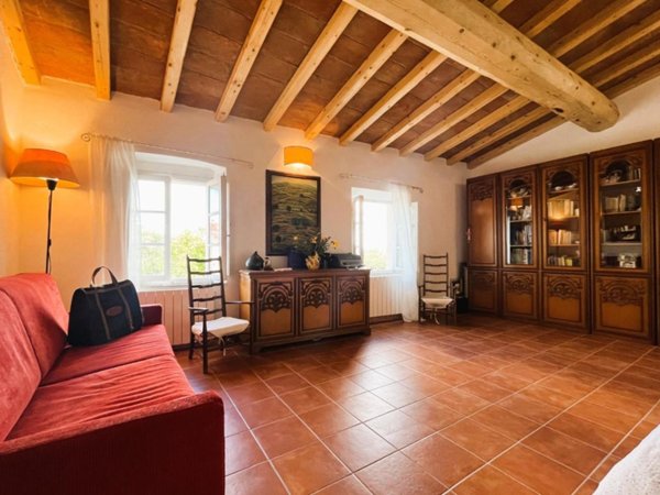 casa indipendente in vendita a Rosignano Marittimo in zona Nibbiaia