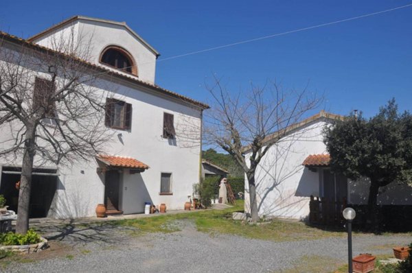 casa indipendente in vendita a Rosignano Marittimo in zona Vada