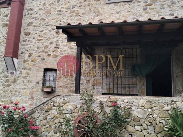 casa indipendente in vendita a Rosignano Marittimo in zona Gabbro