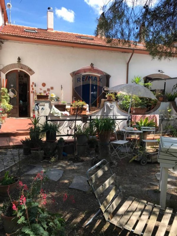 casa indipendente in vendita a Rosignano Marittimo in zona Rosignano Solvay