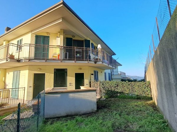appartamento in vendita a Rosignano Marittimo in zona Nibbiaia
