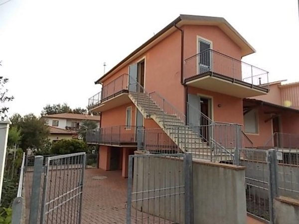 appartamento in vendita a Rosignano Marittimo in zona Rosignano Solvay
