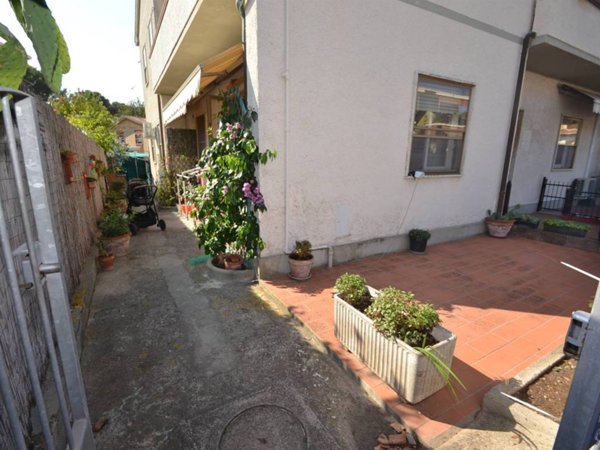 appartamento in vendita a Rosignano Marittimo in zona Rosignano Solvay