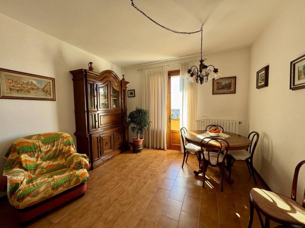 appartamento in vendita a Rosignano Marittimo in zona Rosignano Solvay