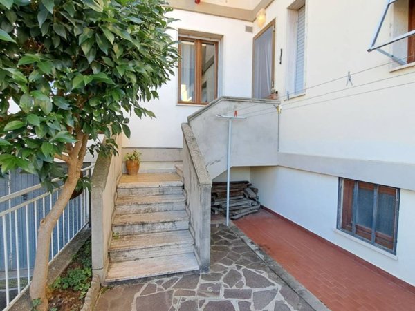 appartamento in vendita a Rosignano Marittimo in zona Rosignano Solvay