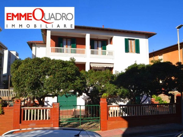 appartamento in vendita a Rosignano Marittimo in zona Castiglioncello