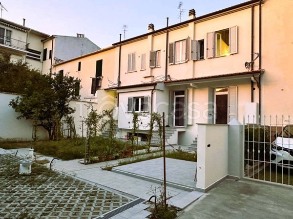 casa indipendente in vendita a Rosignano Marittimo in zona Rosignano Solvay