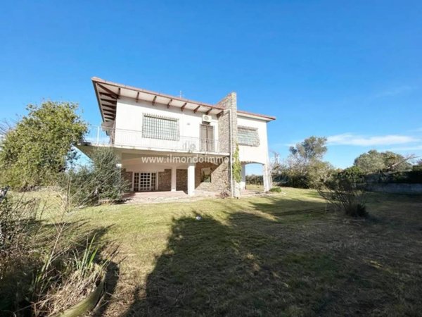 casa indipendente in vendita a Rosignano Marittimo