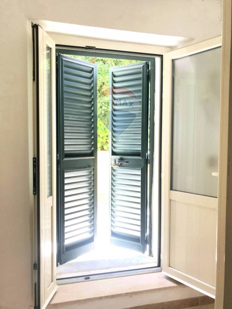 casa indipendente in vendita a Rosignano Marittimo in zona Castiglioncello