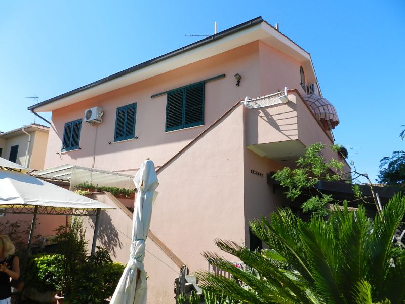 appartamento in vendita a Rosignano Marittimo in zona Castiglioncello