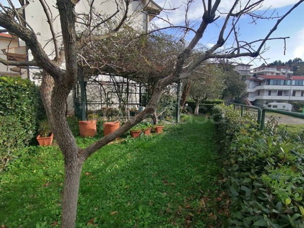 casa indipendente in vendita a Rosignano Marittimo in zona Nibbiaia