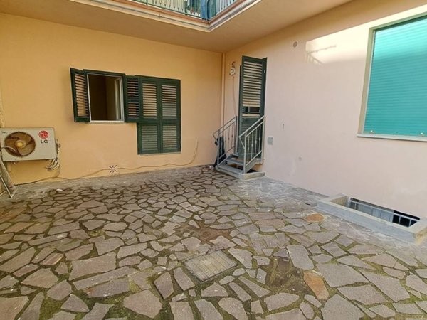 appartamento in vendita a Rosignano Marittimo in zona Rosignano Solvay