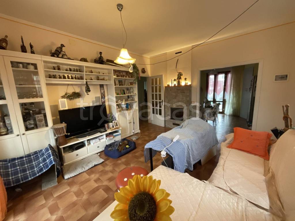 appartamento in vendita a Rosignano Marittimo in zona Rosignano Solvay