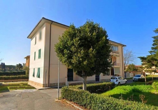 appartamento in vendita a Rosignano Marittimo in zona Vada