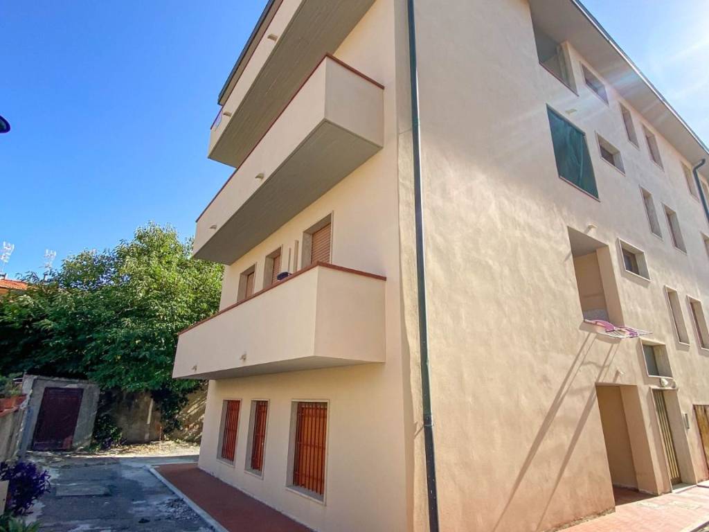 appartamento in vendita a Rosignano Marittimo in zona Castiglioncello