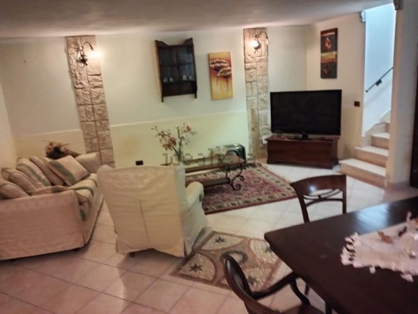 casa indipendente in vendita a Rosignano Marittimo in zona Nibbiaia