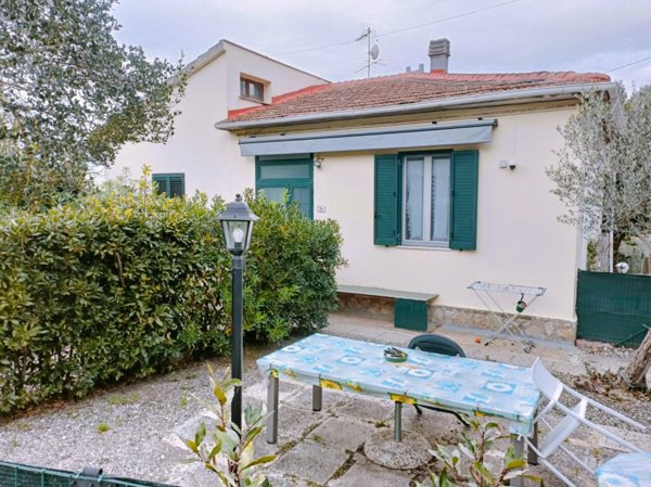 casa indipendente in vendita a Rosignano Marittimo