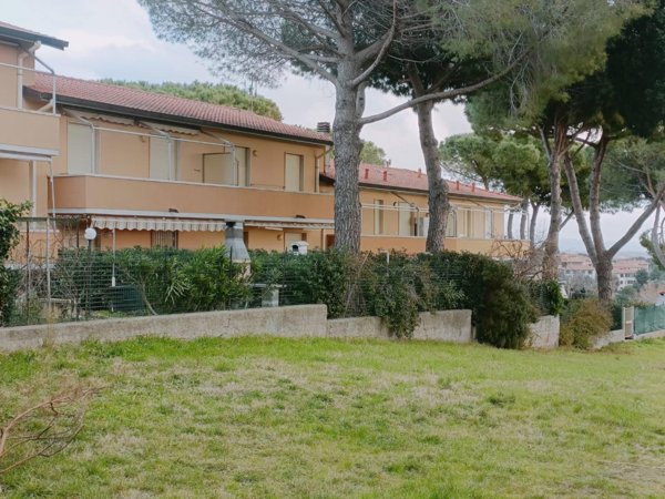 appartamento in vendita a Rosignano Marittimo