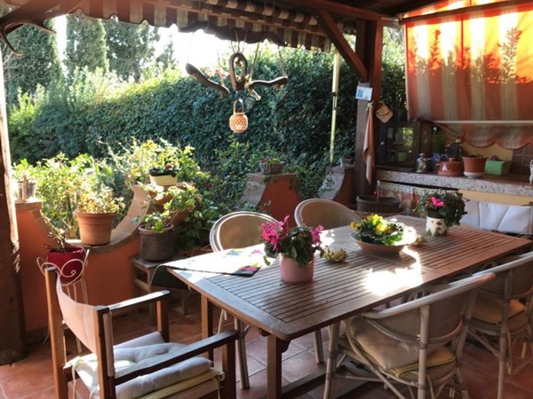 casa indipendente in vendita a Rosignano Marittimo in zona Gabbro