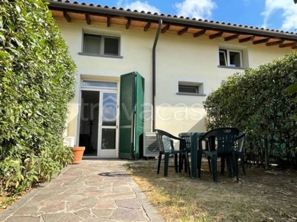 appartamento in vendita a Rosignano Marittimo in zona Vada