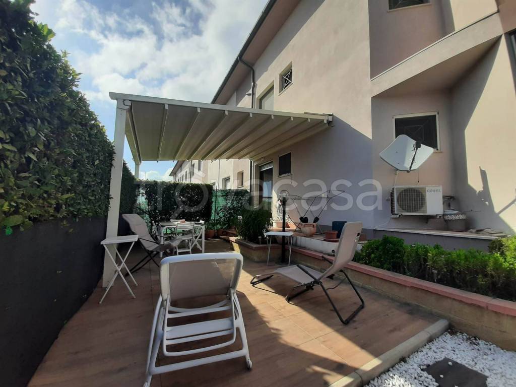 appartamento in vendita a Rosignano Marittimo in zona Vada