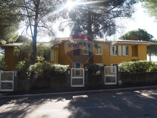 appartamento in vendita a Rosignano Marittimo in zona Castiglioncello