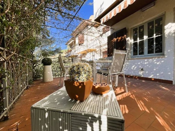 casa indipendente in vendita a Rosignano Marittimo in zona Castiglioncello