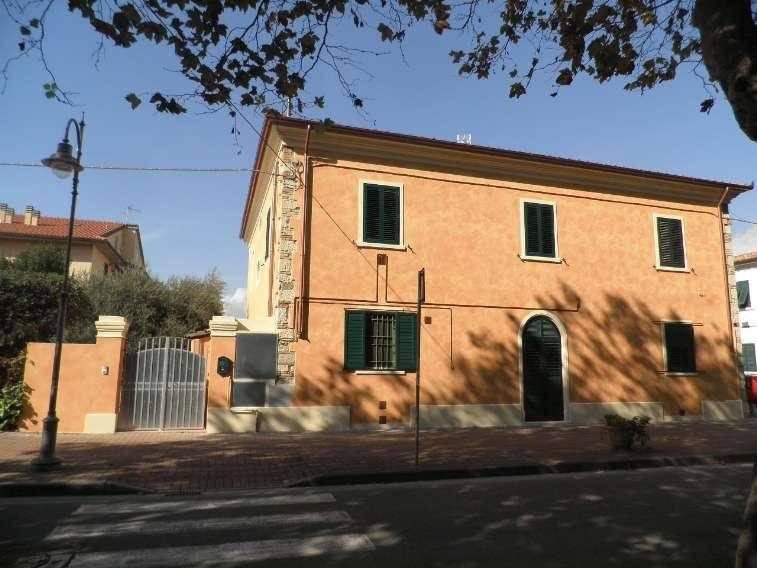 appartamento in vendita a Rosignano Marittimo in zona Vada