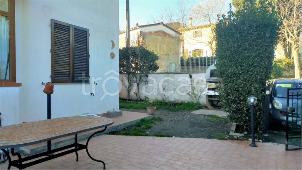 casa indipendente in vendita a Rosignano Marittimo in zona Nibbiaia