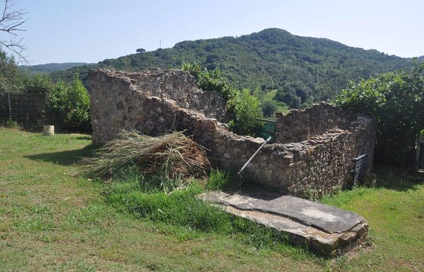 casa indipendente in vendita a Rosignano Marittimo in zona Gabbro