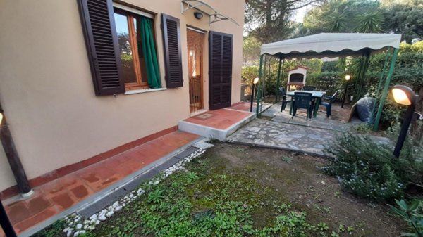 appartamento in vendita a Rosignano Marittimo in zona Castiglioncello