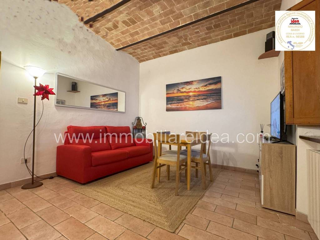 appartamento in vendita a Rosignano Marittimo in zona Castiglioncello
