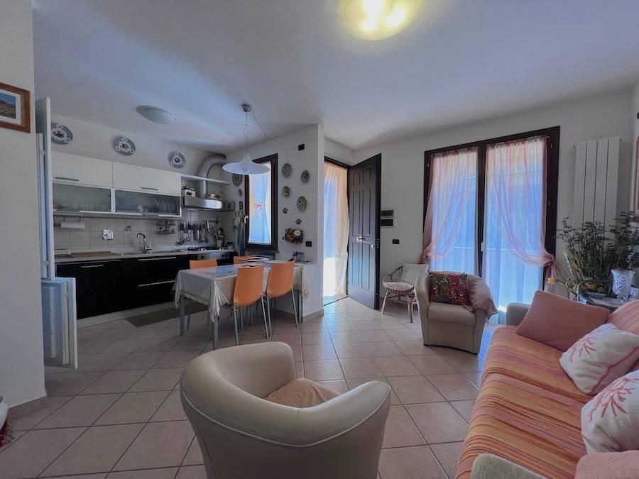 appartamento in vendita a Rosignano Marittimo in zona Castiglioncello