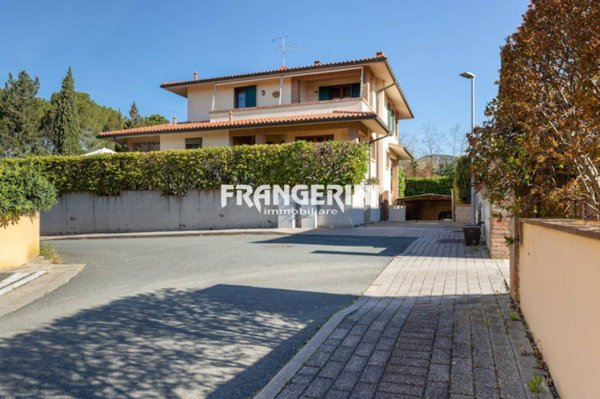 casa indipendente in vendita a Rosignano Marittimo in zona Castiglioncello