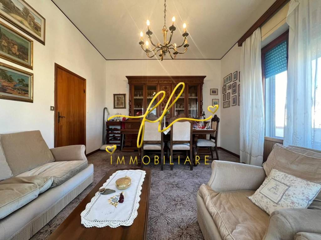 appartamento in vendita a Rosignano Marittimo in zona Rosignano Solvay