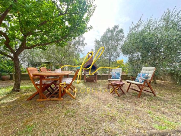 casa indipendente in vendita a Rosignano Marittimo in zona Vada