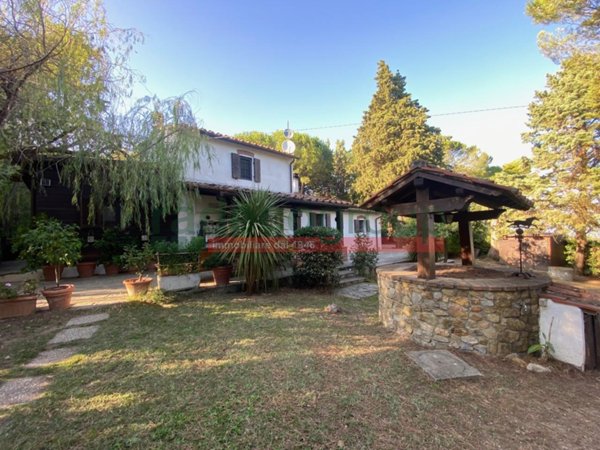 casa indipendente in vendita a Rosignano Marittimo in zona Gabbro