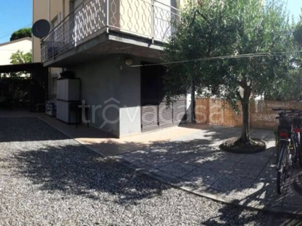 appartamento in vendita a Rosignano Marittimo in zona Vada