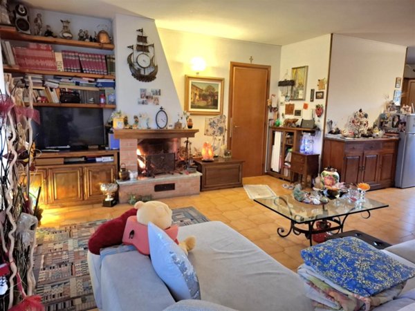 casa indipendente in vendita a Rosignano Marittimo in zona Rosignano Solvay