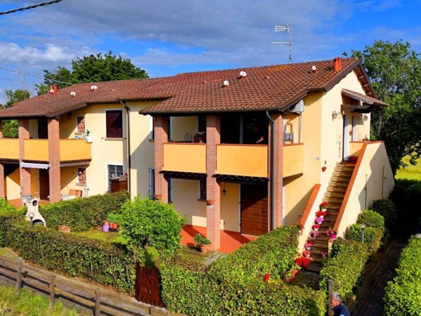 appartamento in vendita a Rosignano Marittimo in zona Vada