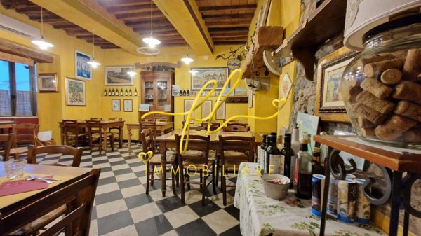 negozio in vendita a Rosignano Marittimo in zona Gabbro