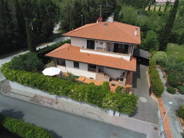 casa indipendente in vendita a Rosignano Marittimo in zona Castiglioncello
