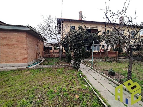 appartamento in vendita a Rosignano Marittimo in zona Rosignano Solvay