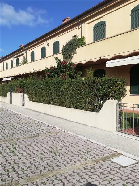 appartamento in vendita a Rosignano Marittimo in zona Vada